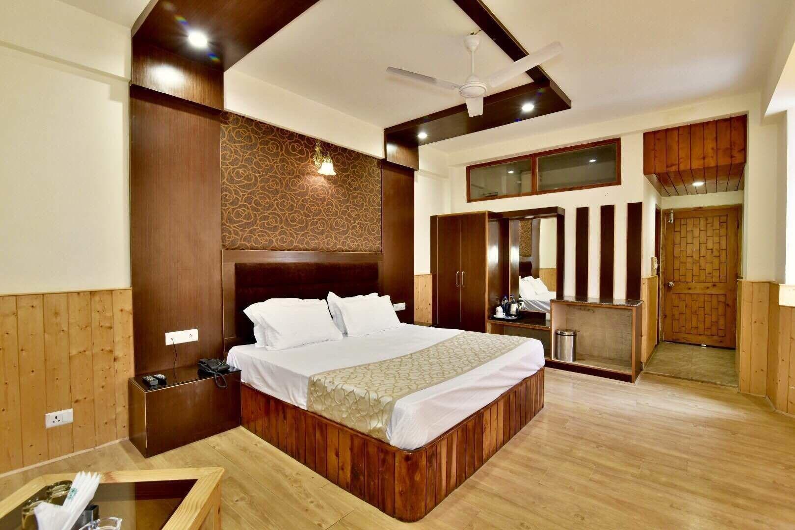 Hotel Devlok Manāli Buitenkant foto