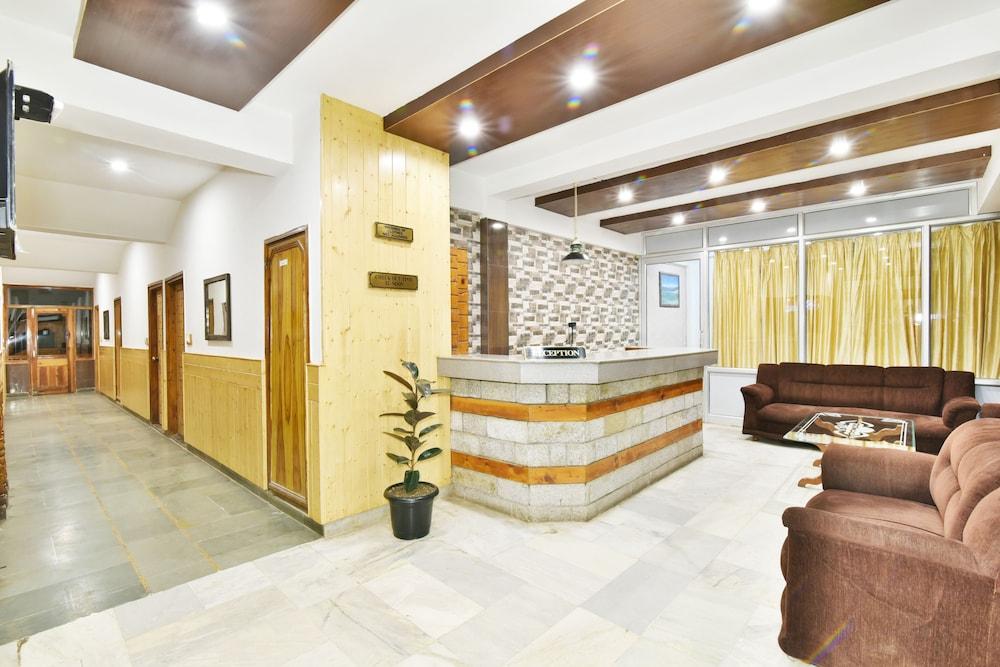 Hotel Devlok Manāli Buitenkant foto