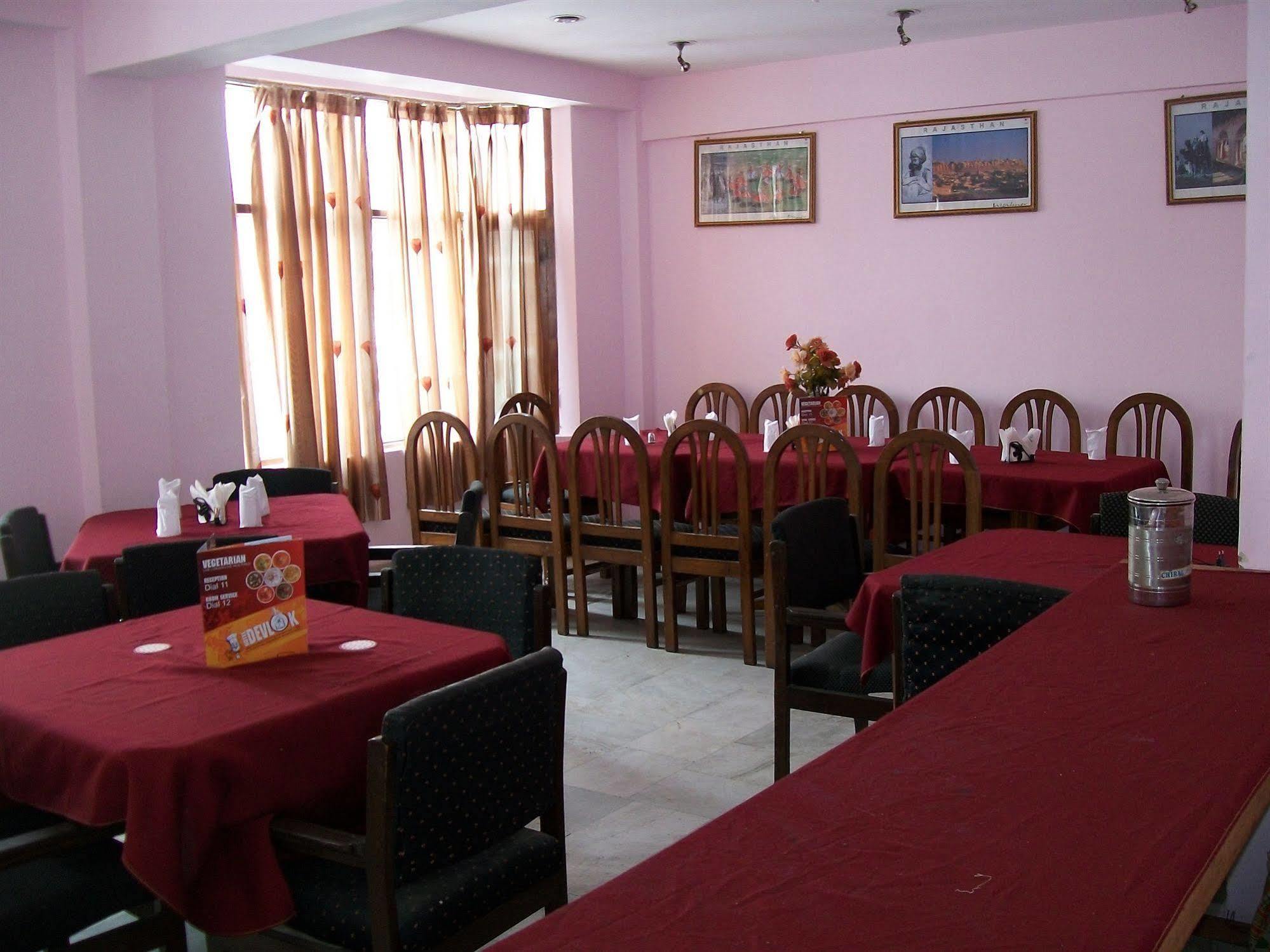 Hotel Devlok Manāli Buitenkant foto